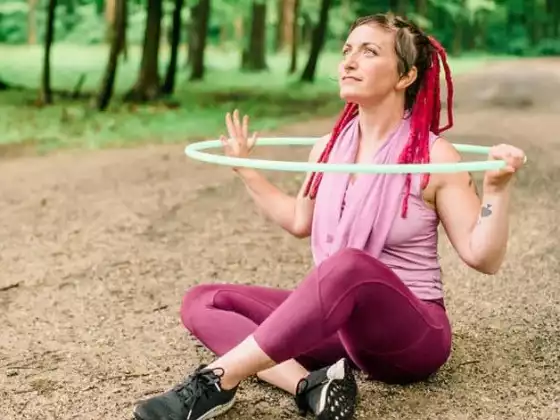 Серия HoopYogini ™ для пробуждения позвоночника и поток