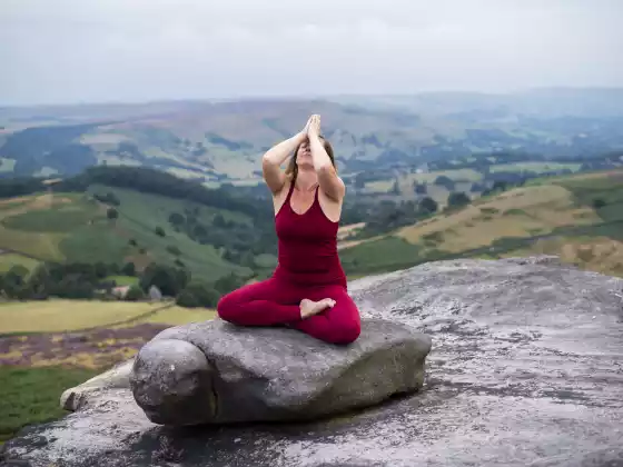 Şimdi Konuş (Boğaz Çakrası) Yin Yoga - Herkes İçin Yavaş İyileşen Yoga