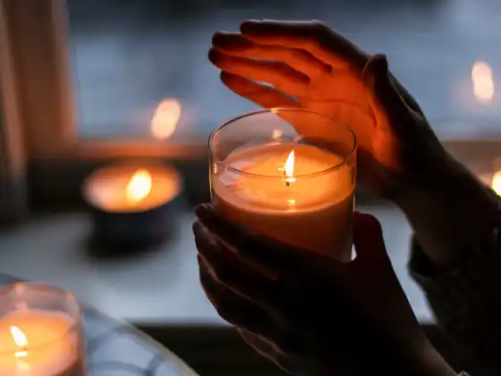 Απομακρυσμένη θεραπεία για την ειρήνη και την αρμονία