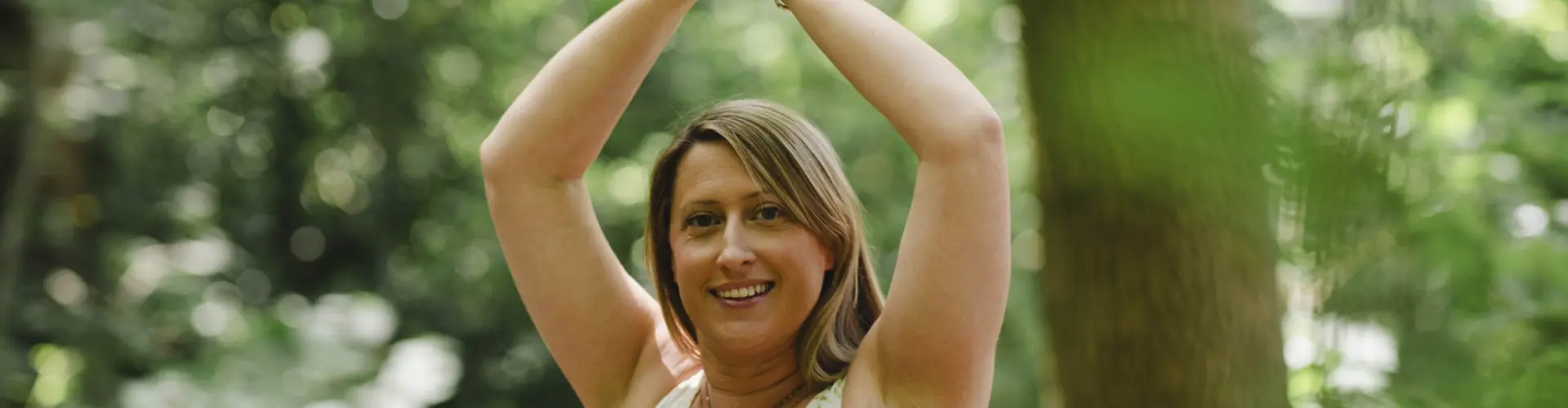 Restorative Healing Yoga mit Sarah Evans – 1. von 4 Juli-Sitzungen - Online Class by Sarah Evans 